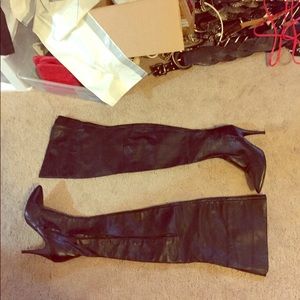 Over the knee boats. Worn once.